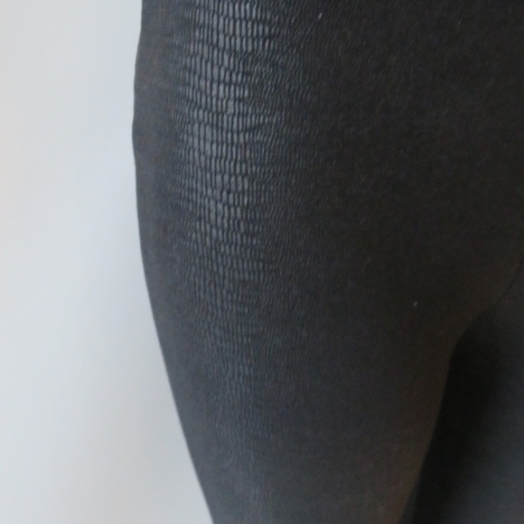 30% OFF BUNDLES! FAUX MATTE LEATHER LEGGINGS PANTS - Picture 8 of 16